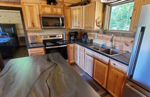 Whittier Cabin | Relax at SunnySide: Hot Tub, Dog-Friendly & Scenic Views