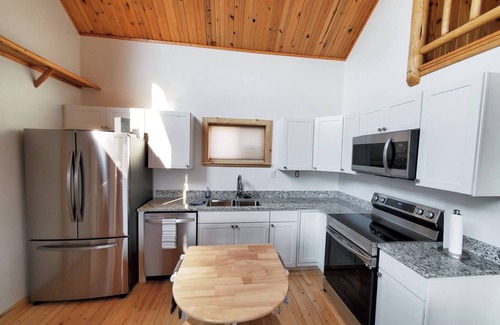 Philipsburg Cabin | Idyllic Cabin Retreat on 40 Acres Near Rock Creek!