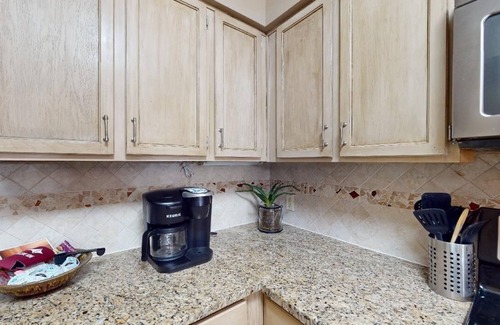 Angel Fire Condo | Convenient Access to Slopes | WiFi & Pool at Mountain Spirits 211