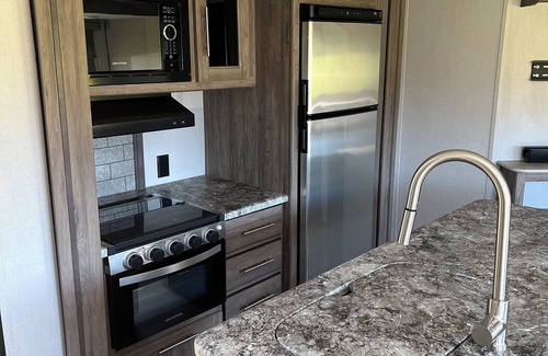 Delta RV Rental | Secluded Retreat Perfect for Family Gatherings