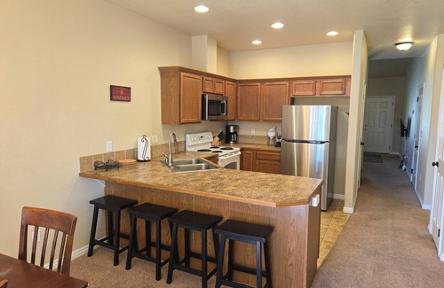 Donnelly House | Ideal Getaway Near Tamarack & Cascade Lake Boat Ramps