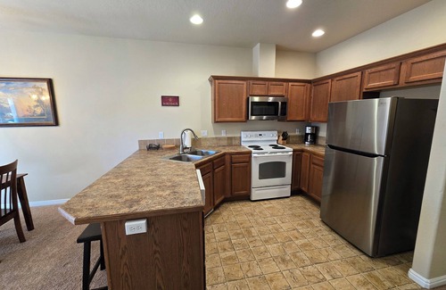 Donnelly House | Ideal Getaway Near Tamarack & Cascade Lake Boat Ramps