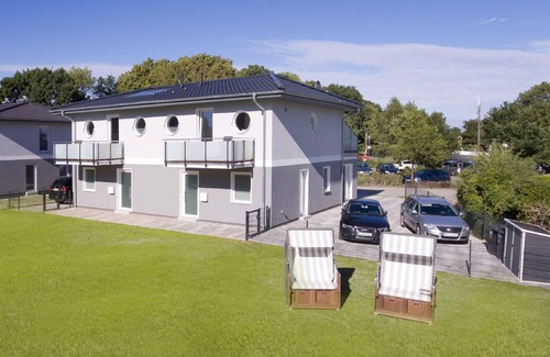 Gohren House | Seaside Retreat at Beach House Palstek with Ocean Views