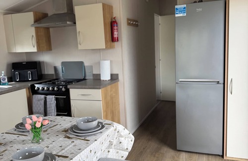 Leysdown-on-Sea House | Close to the beach