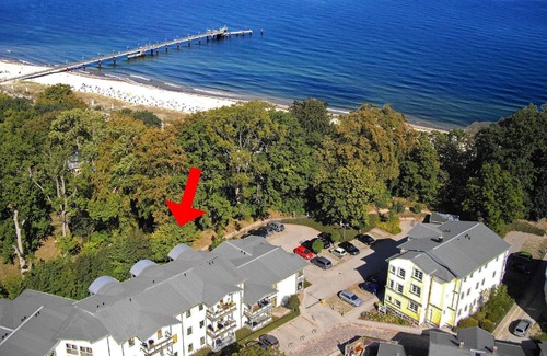 Gohren Apartment | Beachside Retreat with Balcony & Free Adventure Pool