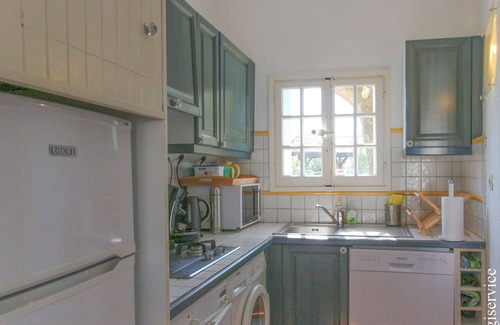 Port Grimaud House | Beachside 2-Bedroom Home with Ocean View & Mooring
