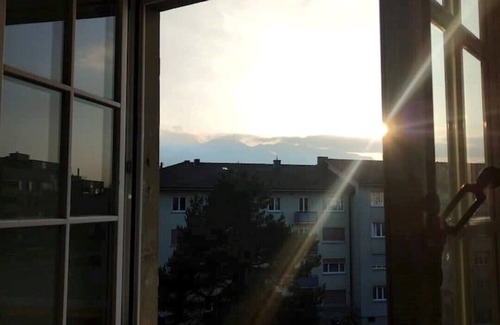 Thun Apartment | Modern Comfort Near City with Pet-Friendly Amenities