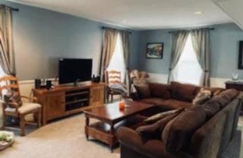 Ellicottville House | Conveniently Located Hotel with Child-Friendly Amenities