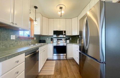 Cedar Village House | Explore Nature: Pet-Friendly Hotel Near Trails & Parks