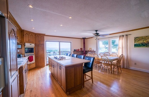 Lexington House | Idyllic Getaway Near VA Horse Center and Downtown Attractions
