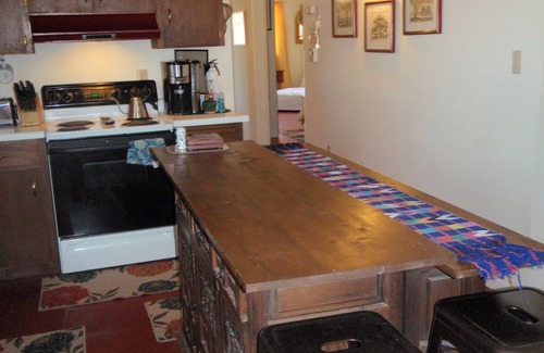 Sonoita House | Beautiful Getaway Near Wineries with Scenic Views & Spa