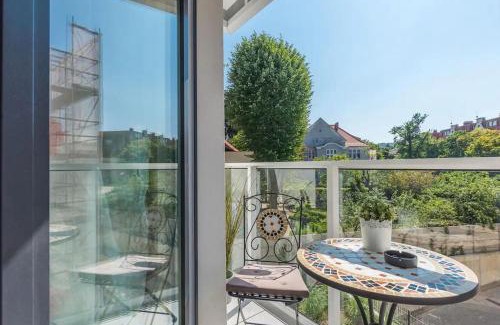Wrzeszcz Apartment | CLOSE-Urban Chic - Great Location - Kamienica Kollotaja