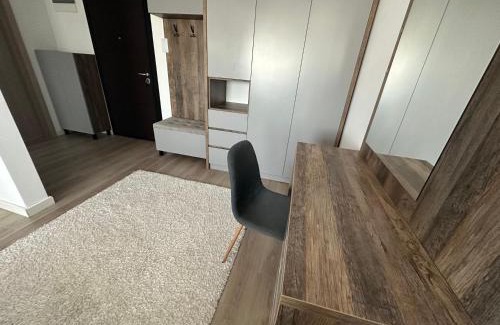 Iasi Apartment | Discover Closer to Sky: 9.7 Rated Family-Friendly Stay