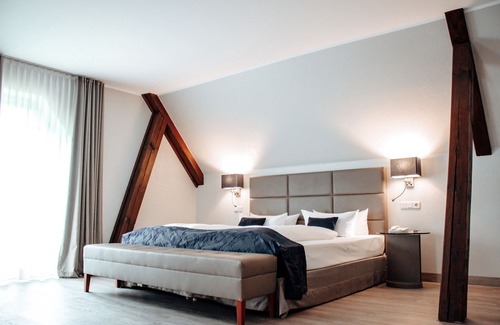 Niederkassel Hotel | Discover Clostermanns Hof: 4-Star Comfort & Spa Retreat