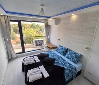 Plovdiv Center Apartment | Top Center Retreat: 360° Views & Free Private Parking