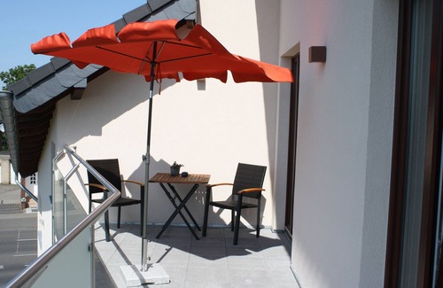 Heinsberg Apartment | Discover Comfort at Cloud 7 I - Pet Friendly & Family Ready