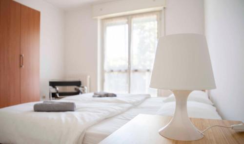Carcioni Apartment | Scenic Cloud 9 Apartment with Breathtaking Lake Views