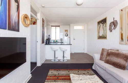 Fremantle Apartment | Cozy Oceanfront Apartment with Kitchen in Fremantle, WA