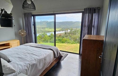 Knysna Ski Chalet | Experience Cloud 9 Estate - Cozy Chalet with Hot Tub
