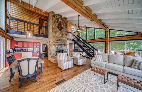 Big Canoe Cabin | Experience Cloud 9: Breathtaking Mountain Views Await