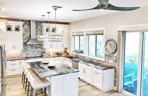 Placida House | Experience Cloud 9: Breathtaking Oceanfront Views Await