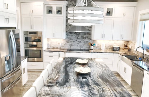 Placida House | Experience Cloud 9: Breathtaking Oceanfront Views Await