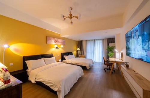 Pudong Apartment | Pet-Friendly Retreat at 一抹云栖世博店 Bed and Breakfast