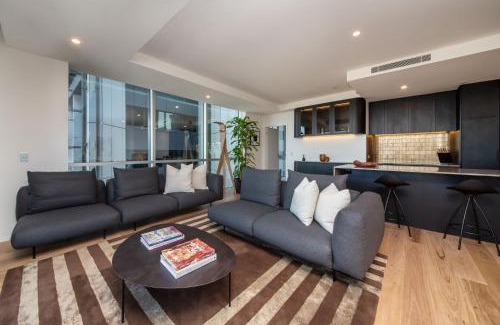 Melbourne Central Business District Apartment | Experience Tranquility at Cloud Nine with Private Pool Access