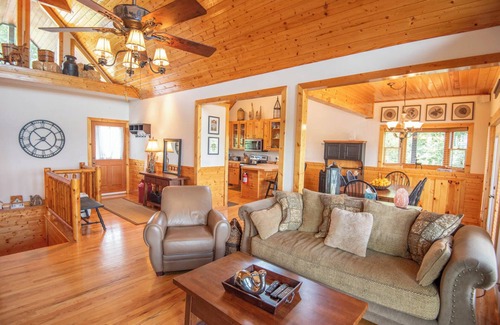 Piney Creek Cabin | Experience Cloud Rise: Fireplaces & Breathtaking Mountain Views