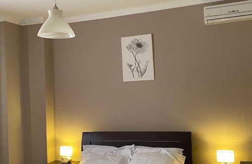 Lezhe Apartment | Scenic Cloud8 Apt with Castle View, 7km from Beach
