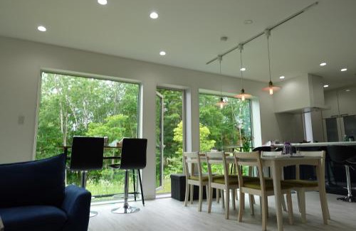Rusutsu House | Cloud9 Resort: Family-Friendly Retreat Near the Beach