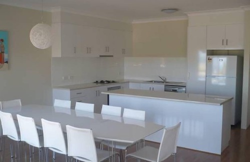 Hayborough House | Beachside Retreat at Cloudbreak: Guest Rated 9.8/10