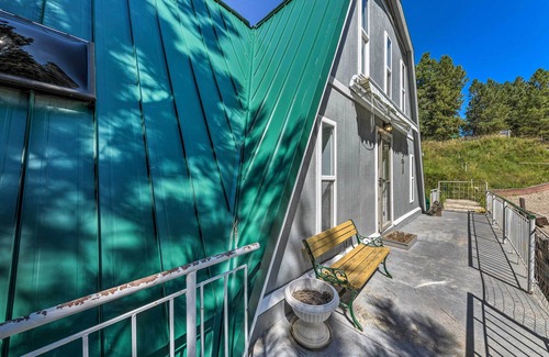 Cloudcroft Cottage | Scenic Cloudcroft Cabin with Forest Views & Family Amenities