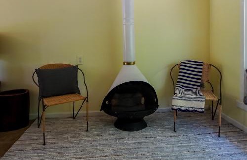 Cloverdale House | Discover Cloverdale Creekside Retreat with Pool & Pet Options