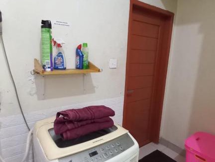 Bontang House | Budget-Friendly Cloverleaf Homestay with Child-Friendly Amenities