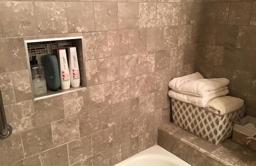 Clovis House | Budget-Friendly Clovis, CA Room Near National Parks
