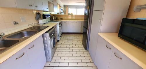 Ramsgate Beach Apartment | Discover Club Cabana 13 - Perfect Family Holiday Escape