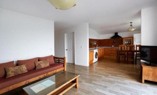 Jecheon Resort | Pet-Friendly Club ES Jecheon Resort with Pool & Dining