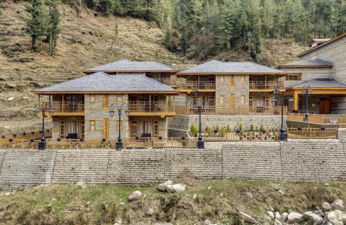 Thunag Resort | Inviting Club Mahindra Janjehli: Family-Friendly Getaway