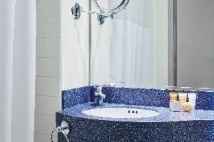 Financial District Hotel | Pet-Friendly Comfort at Club Quarters Hotel Embarcadero
