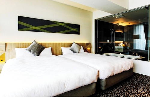 Saga Hotel | Club Room with Breakfast Deluxe Twin 37m2 vs/Saga Saga