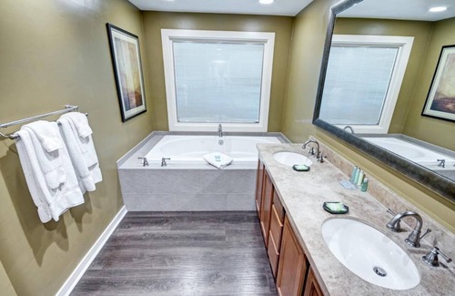 Paradise Valley Village Resort | Discover Club Wyndham Orange Tree Resort: Family-Friendly Fun