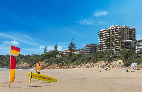 Coolum Beach Resort | Relax at Clubb Coolum Beach Resort with Oceanfront Views