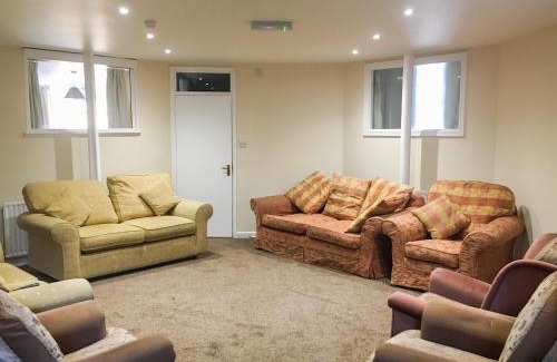 Belper House | Pet-Friendly Retreat at Clusters Chapel for Family Getaways