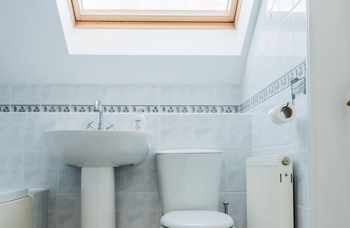 Kilmun Bed & Breakfast | Outstanding Clyde View Bed & Breakfast with Free Breakfast