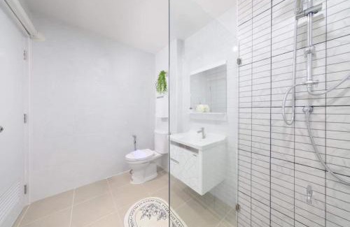 Huay Kaew Apartment | Guest Rated: Srithana Condominium Cozy Room for Families