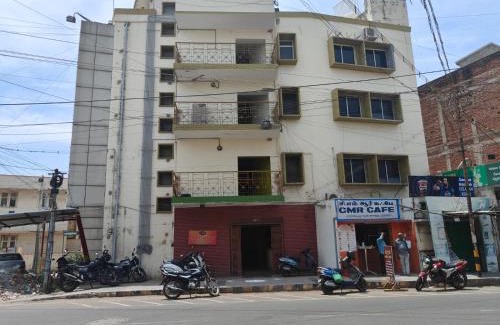 Salem Hotel | Pet-Friendly CM Residency with Top Amenities and Great Ratings