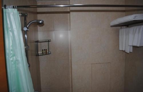 Shekou Apartment | Elegant CM+ Service Apartment in Shenzhen with Great Amenities