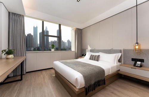 Dongmen Hotel | Explore CM Serviced Apartment Shenzhen Dongmen - 4-Star Stay