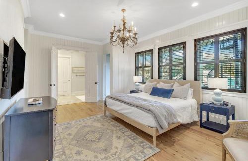 Isle of Palms House | Discover 3008 Cameron Blvd: Family-Friendly with Pool Access